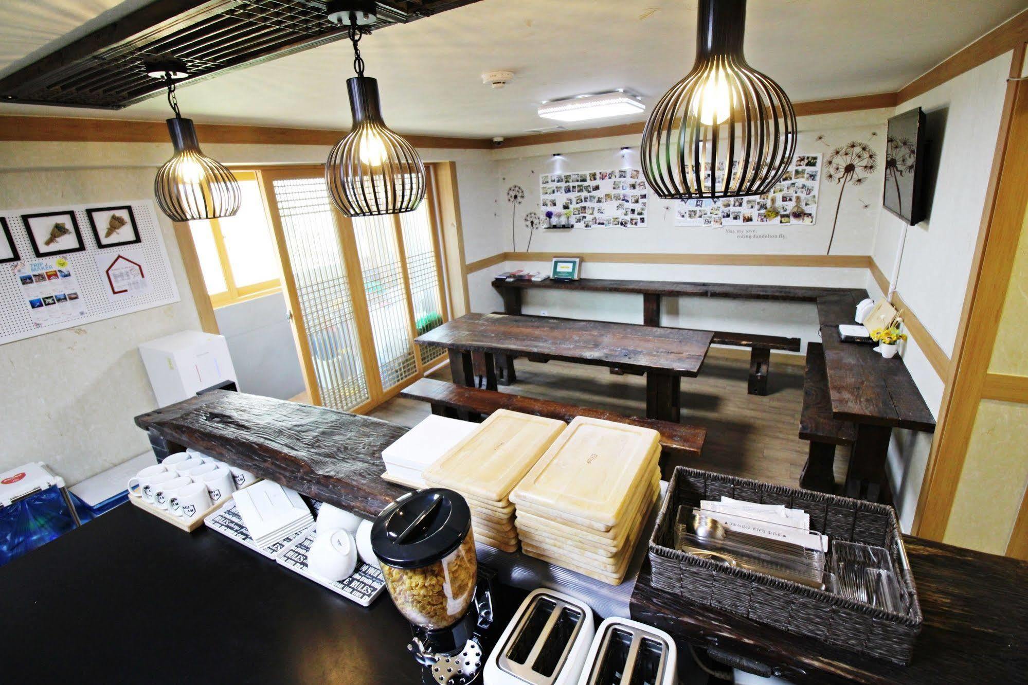 The Blossom Yeonnam Guesthouse Seúl Exterior foto