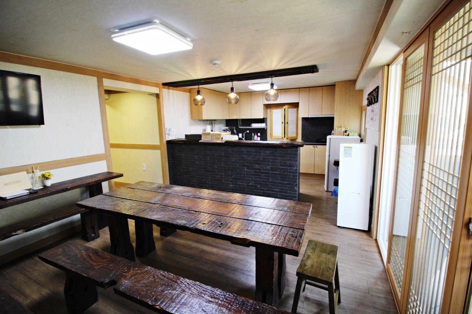 The Blossom Yeonnam Guesthouse Seúl Exterior foto