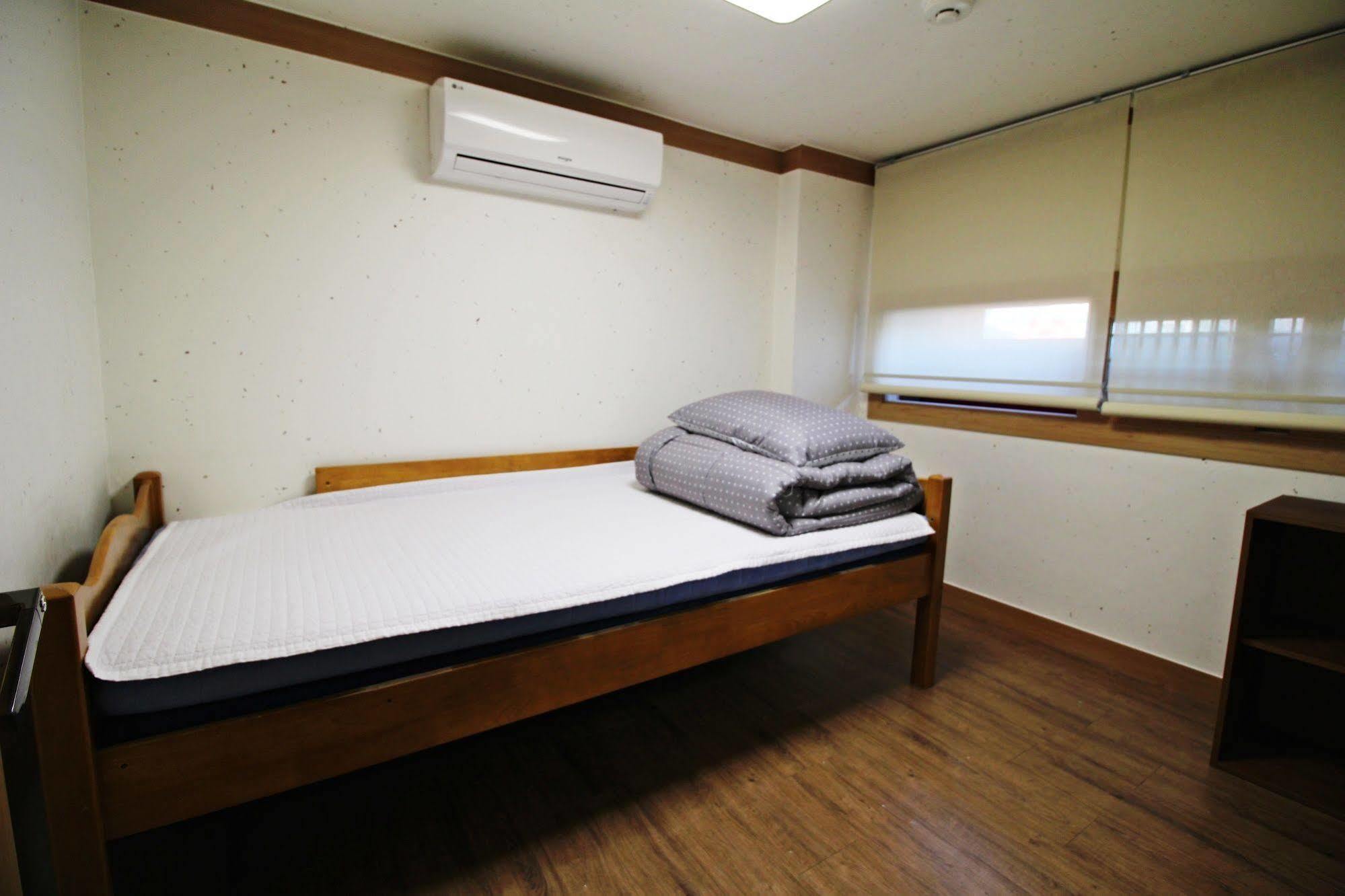 The Blossom Yeonnam Guesthouse Seúl Exterior foto