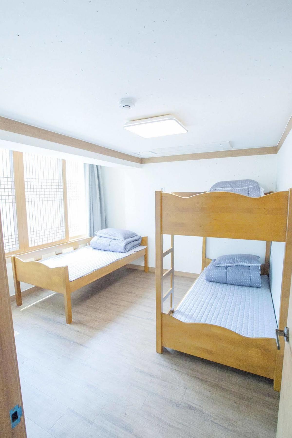The Blossom Yeonnam Guesthouse Seúl Exterior foto