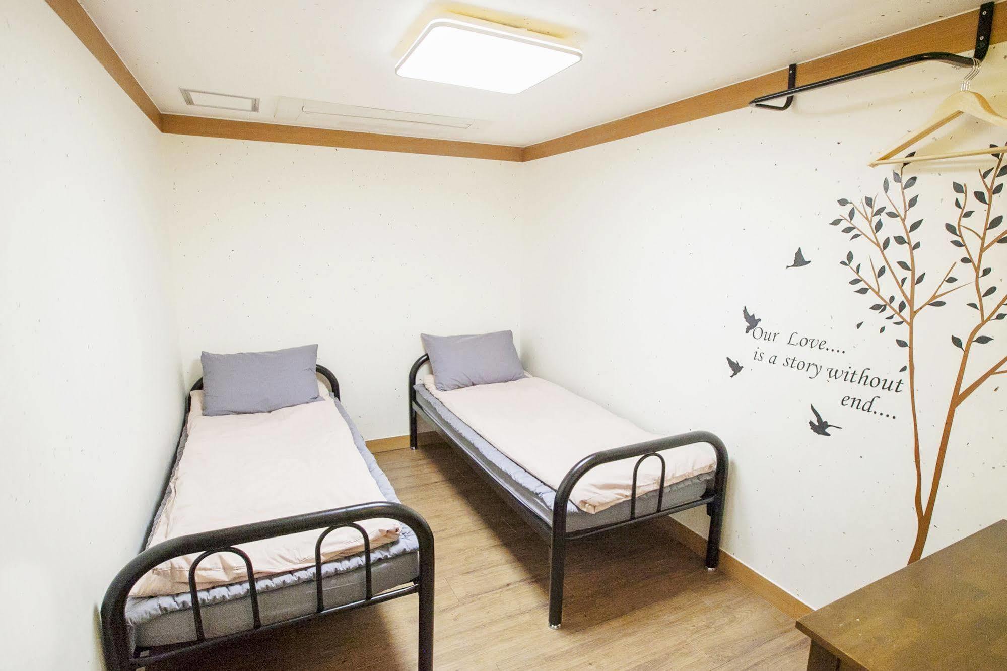 The Blossom Yeonnam Guesthouse Seúl Exterior foto
