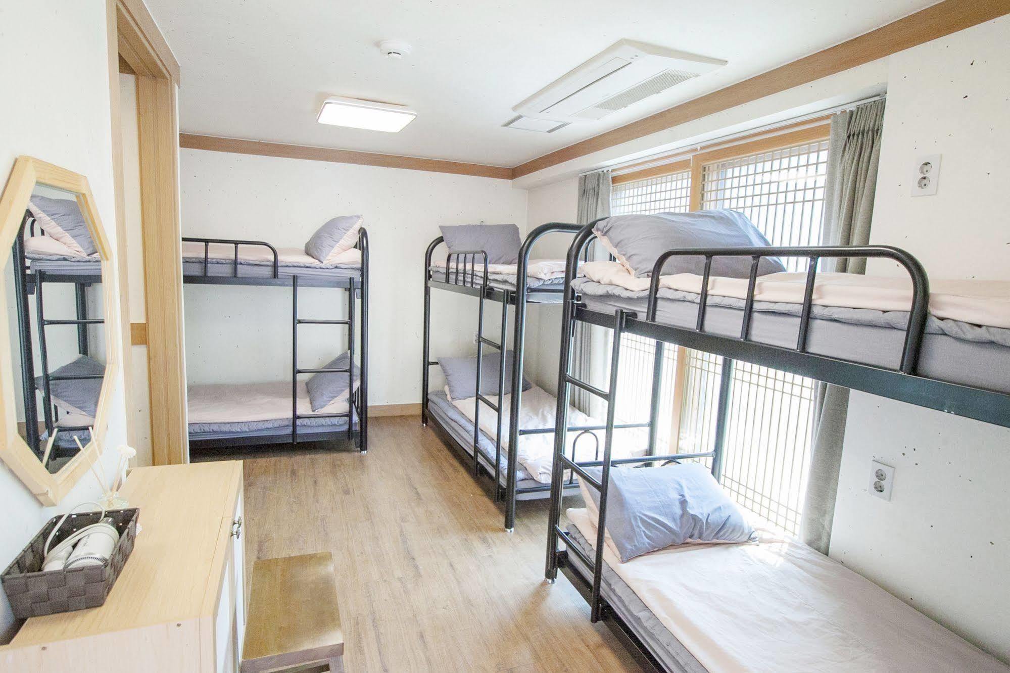 The Blossom Yeonnam Guesthouse Seúl Exterior foto